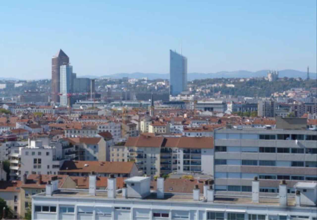 Le Chalet Loft&Spa Villeurbanne Buitenkant foto