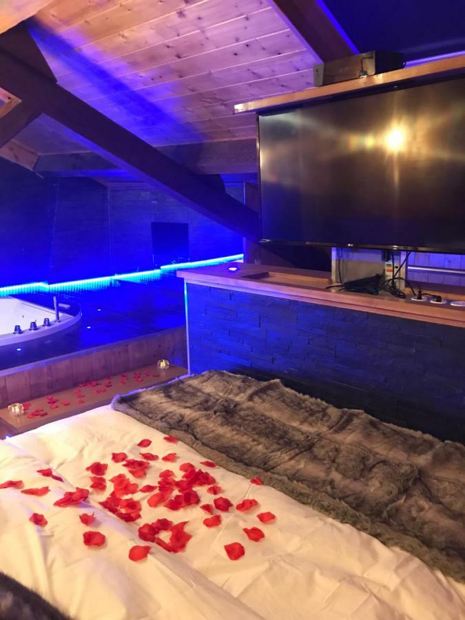 Le Chalet Loft&Spa Villeurbanne Buitenkant foto