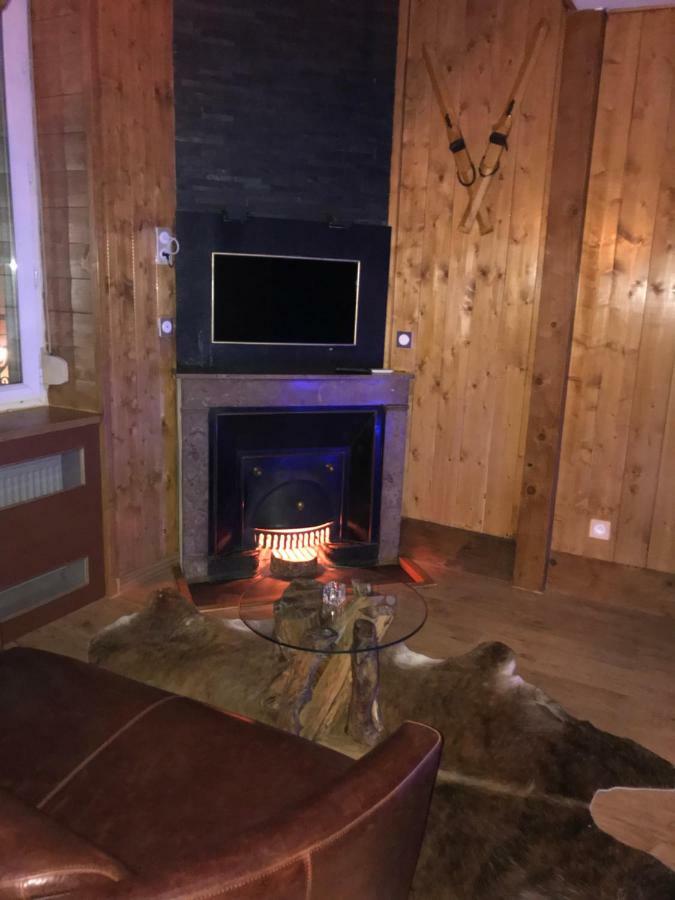 Le Chalet Loft&Spa Villeurbanne Buitenkant foto